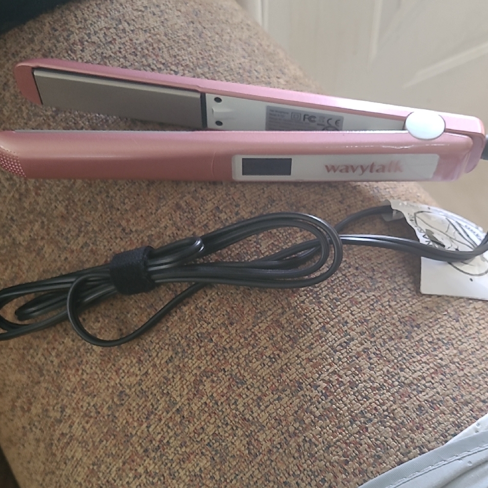 Wavytalk Pink Hair Straightener Flat Iron